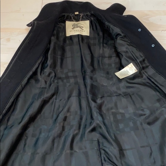 Burberry Cashmere/Wool blend Knee Length Trench. - Picture 9 of 12